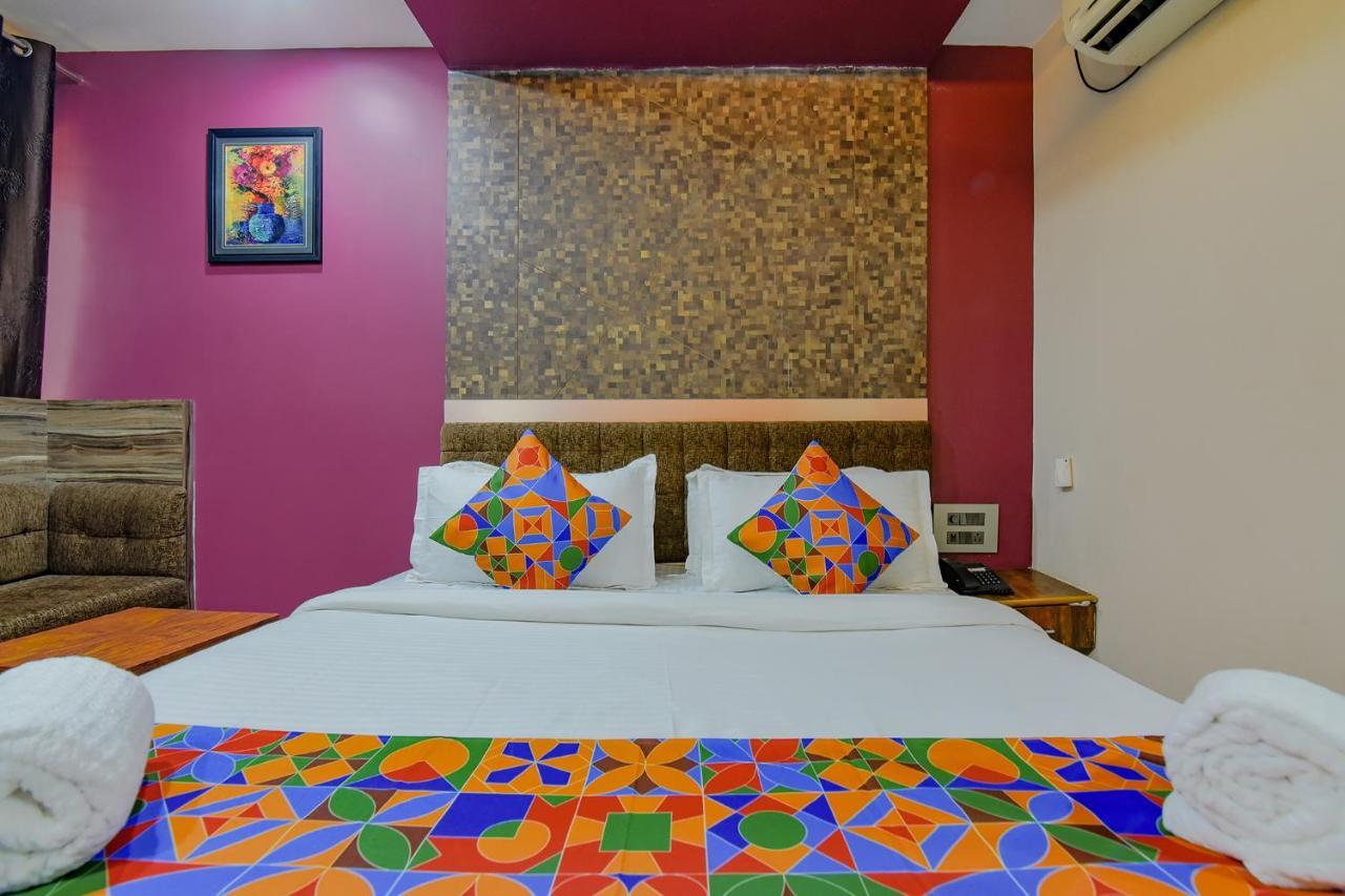 Fabhotel Middleton Desire - Nr Niladri Vihar Square Bhubaneswar Extérieur photo
