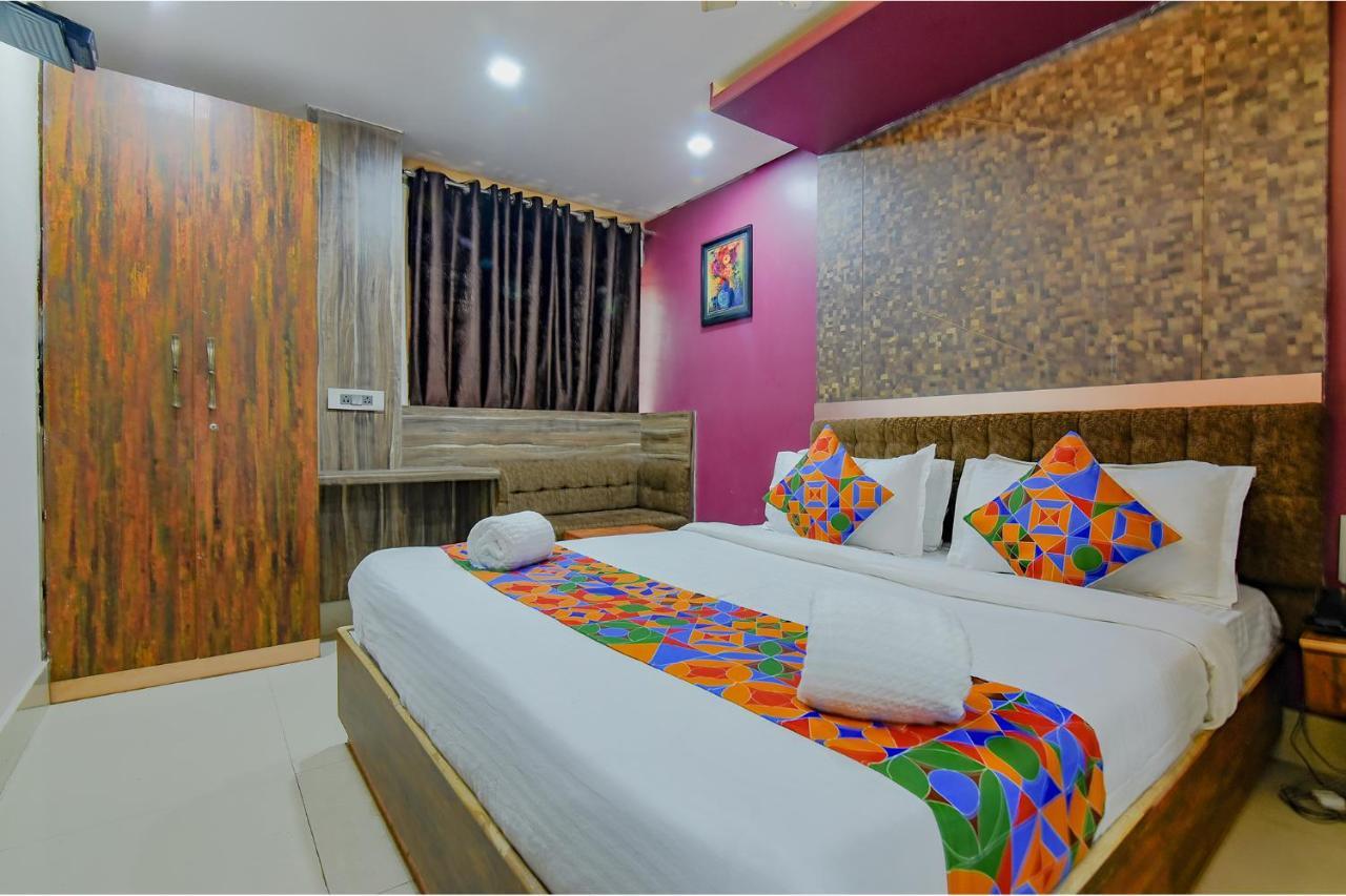Fabhotel Middleton Desire - Nr Niladri Vihar Square Bhubaneswar Extérieur photo