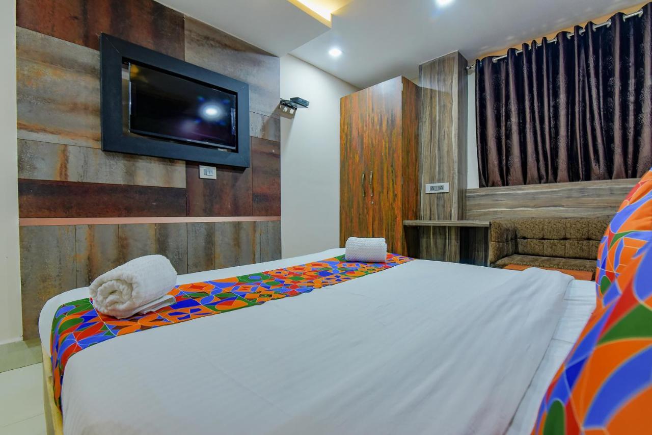 Fabhotel Middleton Desire - Nr Niladri Vihar Square Bhubaneswar Extérieur photo